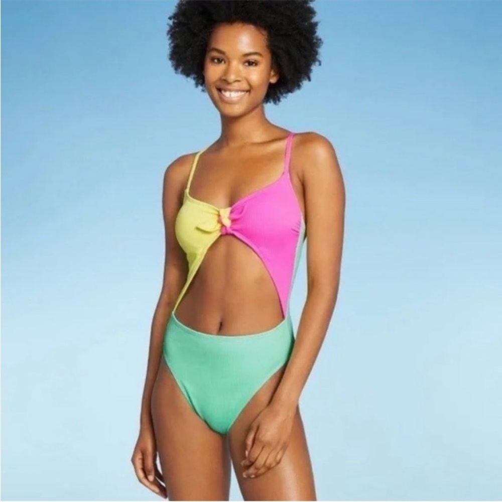 Xhilaration Women’s Flirty Cutout Colorblock One Piece Swimsuit